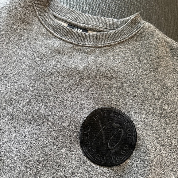 H&M The Weeknd Collection Gray Crewneck Men’s Size Small - Picture 3 of 5